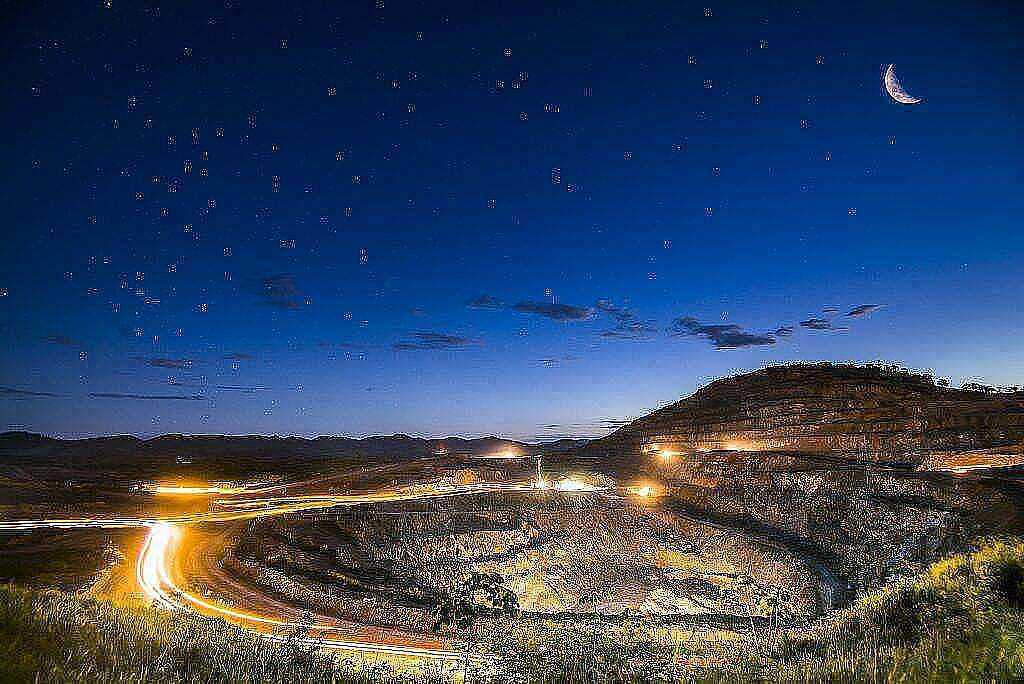 Atlantic Nickel pit at night 1024x684 VA3TA6